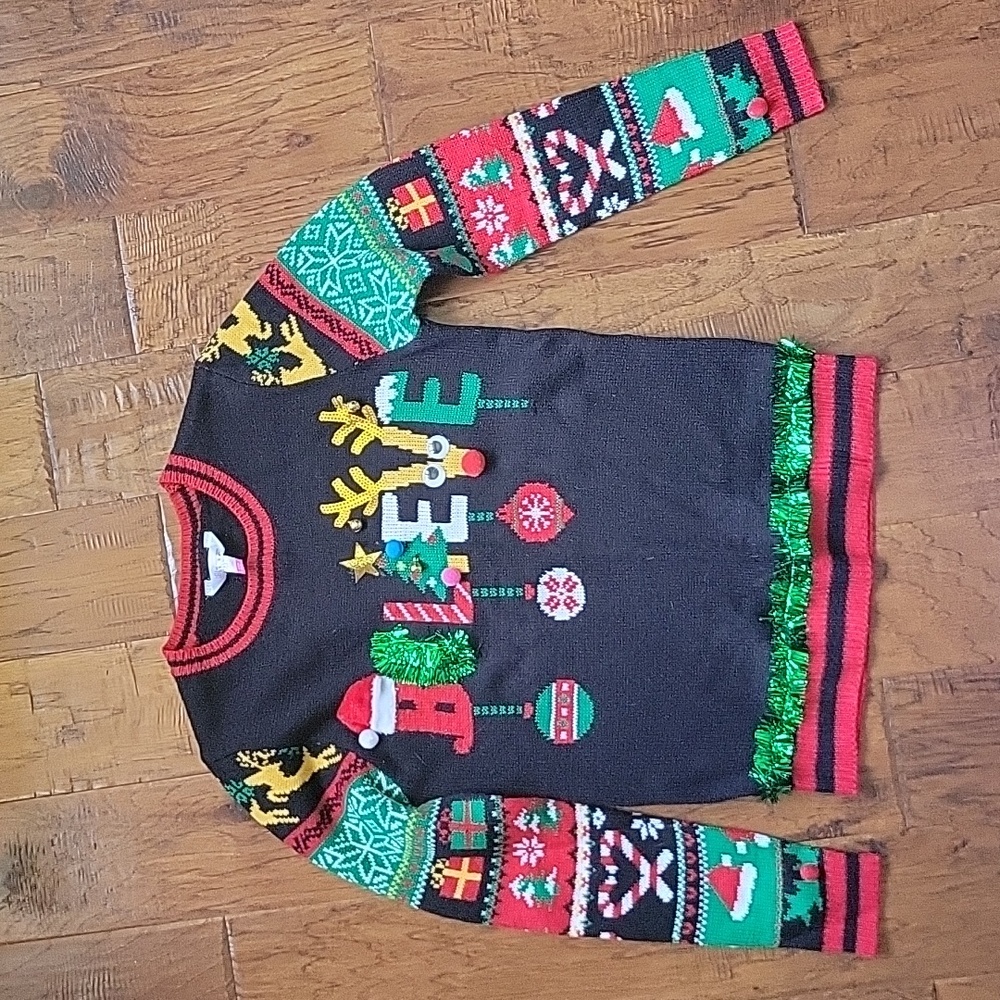 Juniors Christmas Sweater,  Size Small 3-5